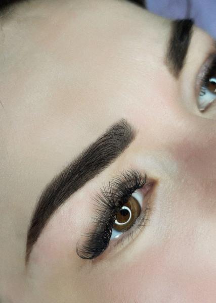 Оформление и окрашивание бровей