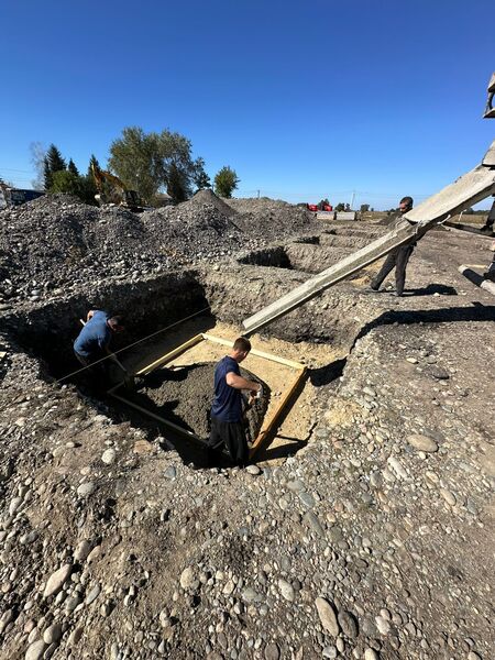 Заливка подбетонки