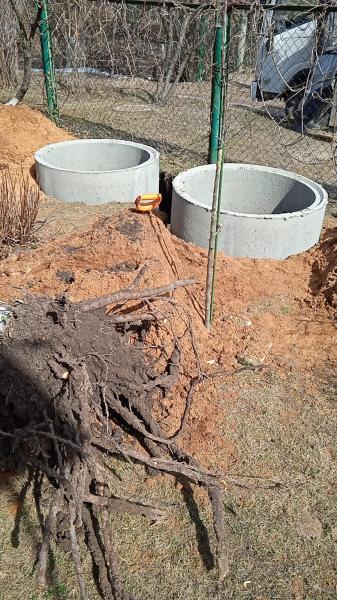 ДМИТРИЙ:  Септик из бетонных колец /Монтаж наружной канализации 