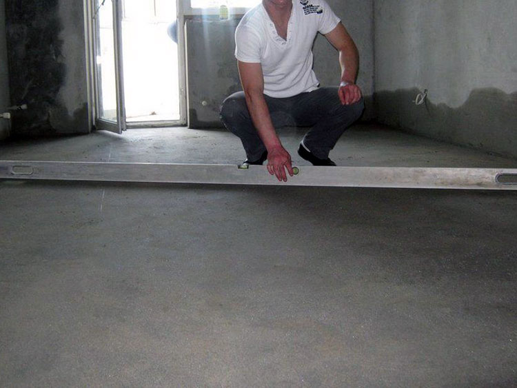 Стяжка пола по маякам. Полусухая стяжка пола
