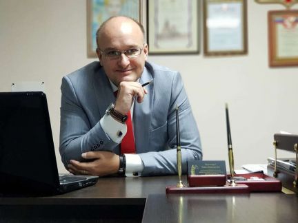 Юрист по земельному праву