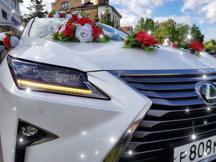 Андрей Лексус:  Авто на свадьбу премиум класса Lexus RХ
