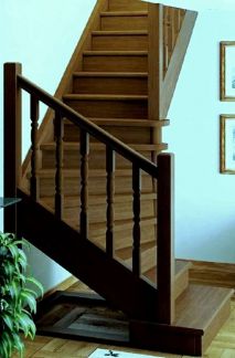 СЕРГЕЙ:  Изготовление деревянных лестниц на 2-й этаж. Не дорого.