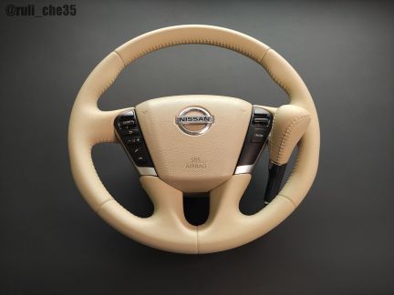 Кожаный салон авто. Перетяжка череповец. Чехлы для автомобиля фольксваген гольф алькантара экокожа. Старый диван. Старые диваны с высокой спинкой.