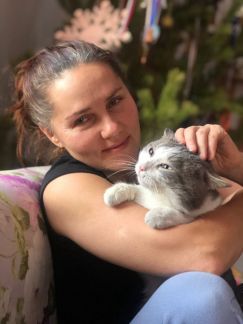 Лариса:  Передержка кошек и небольших собак