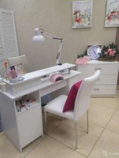 Сдам маникюрный стол в аренду