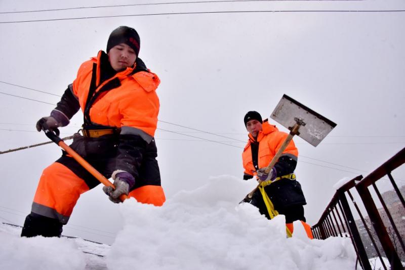 Дмитрий:  Уборка и чистка снега в Ижевске и пригороде