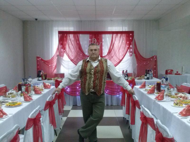 владимир:  ведущий свадьбы юбилея корпоратива в Барнауле
