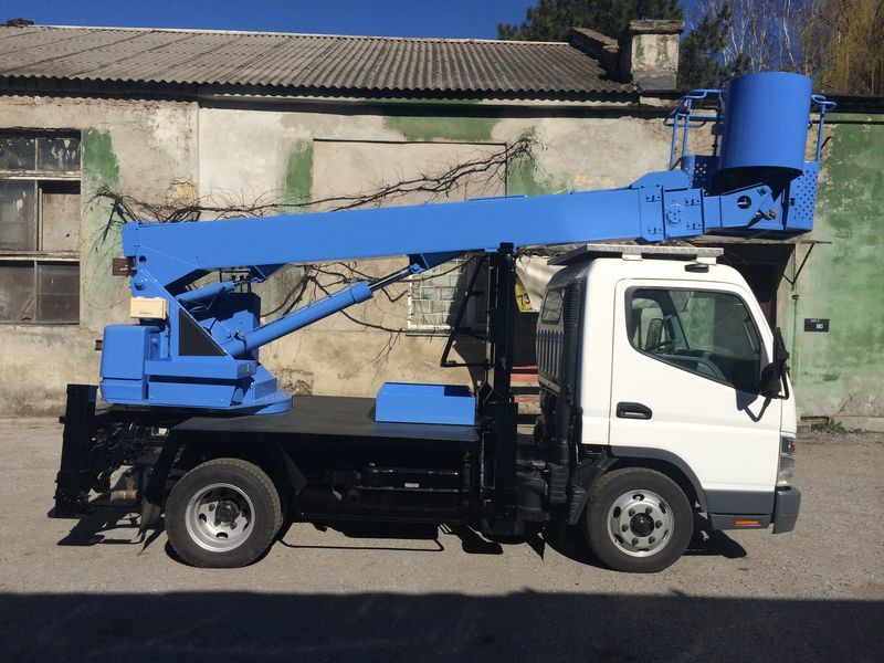 Автовышка иркутск услуги. Автовышка айчи 150. Баррикад 135 иркутск. Автовышка hyundai 28 метров. Автовышка horyong sky-4504n 45 м на базе daewoo novus габариты.