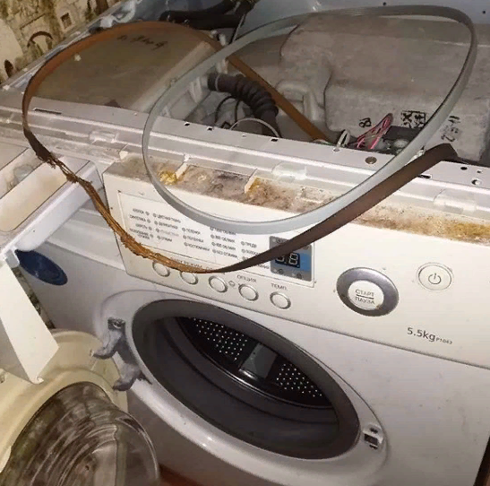 Сергей :  Опытный мастер по ремонту стиральных машин