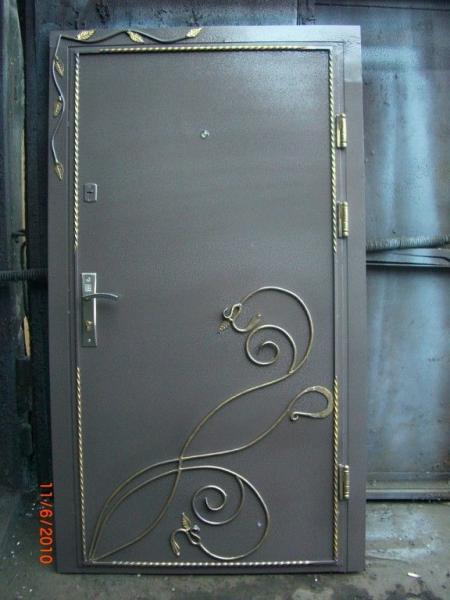 Кирилл:  Изготовление металлических дверей 