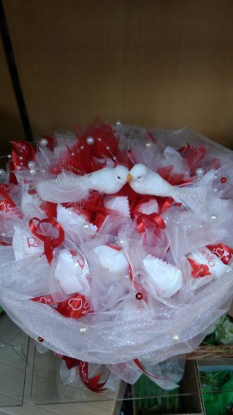 Светлана:  Букеты из конфет