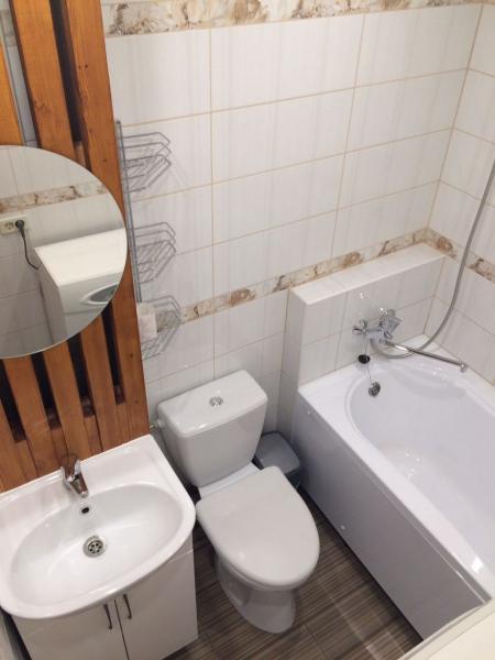 Леонид:  Укладка плитки, Ремонт ванных комнат и туалета