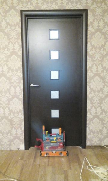 Установка входной  и межкомнатной двери.