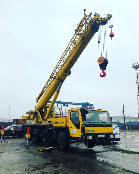 Сдаем в аренду автокран (автовышка) 30 тонн стрела 50 метров
