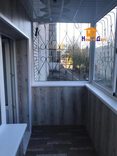 Сергей:  Остекление балконов и пластиковые окна Rehau
