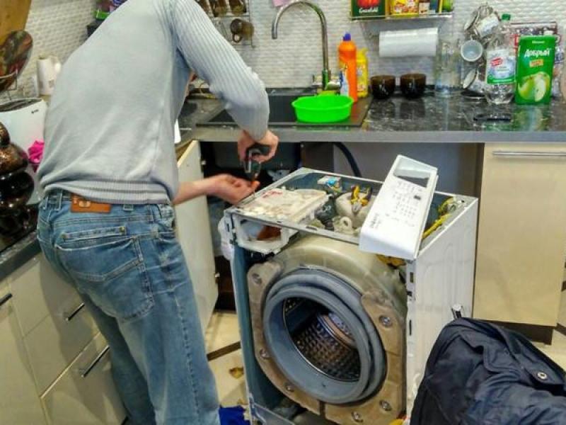 Анатолий:  Честный ремонт стиральных машин на дому