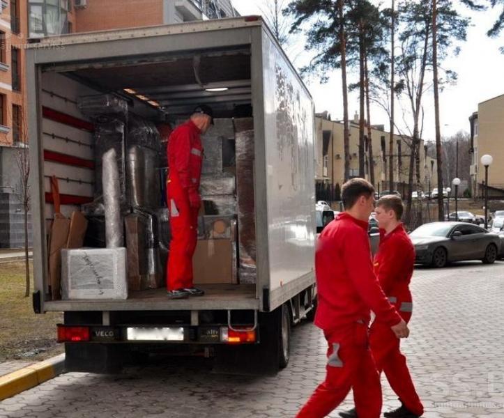 Андрей Викторович:  Переезды Грузчики на ГАЗели 24 часа.