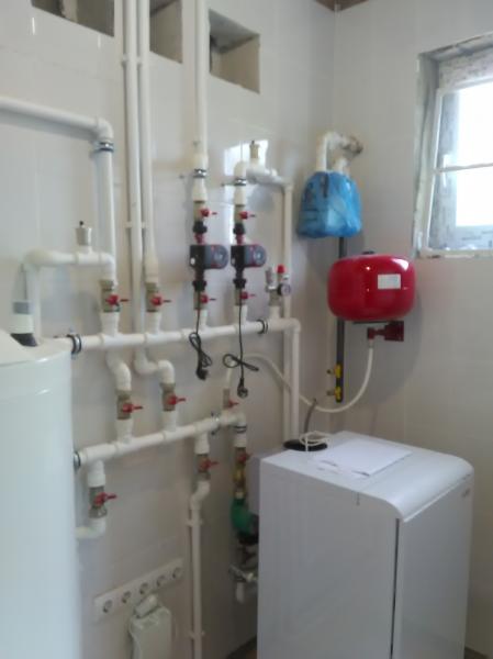 олег:  Монтаж и ремонт систем отопления,водоснабжения.