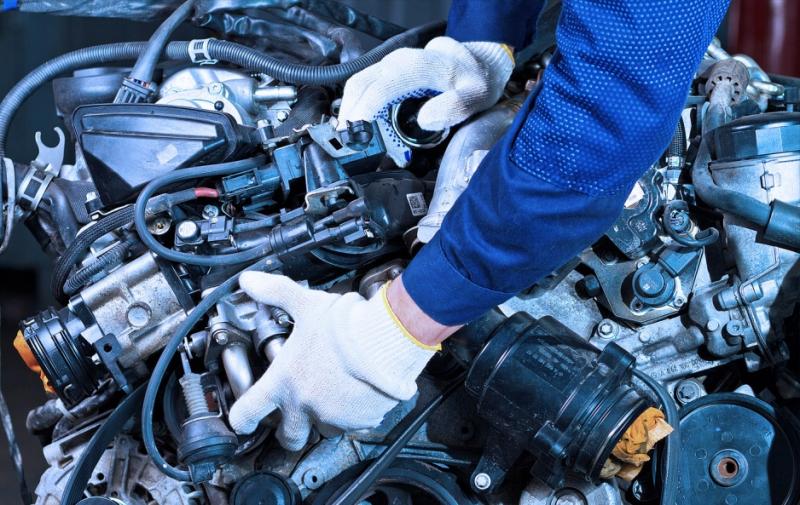 АвтоКАР СТО:  Диагностика и ремонт двигателей любой сложности легковых и грузовых автомобилей.