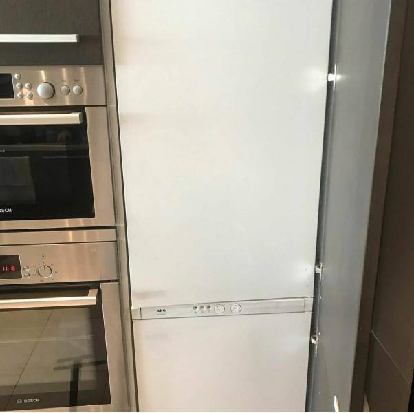 Алексей:  Ремонт холодильников и стиральных машин