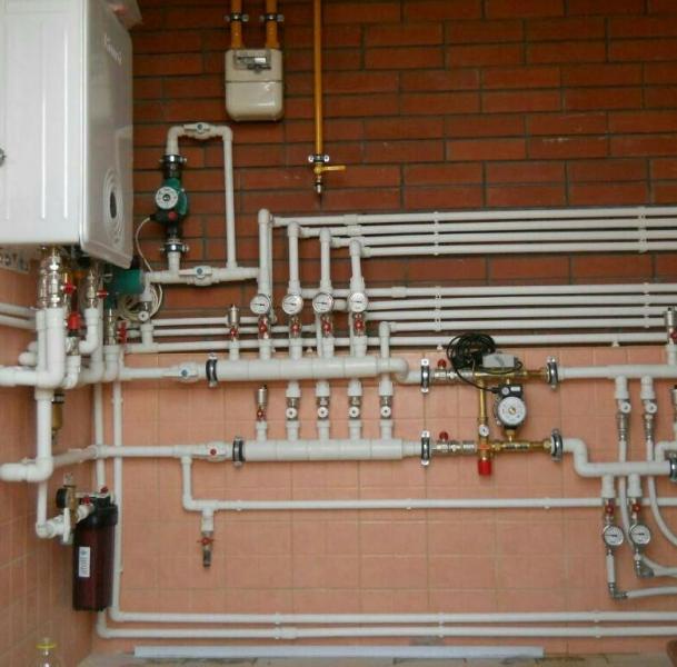 Дмитрий Синюков:  Монтаж систем отопления и водоснабжения
