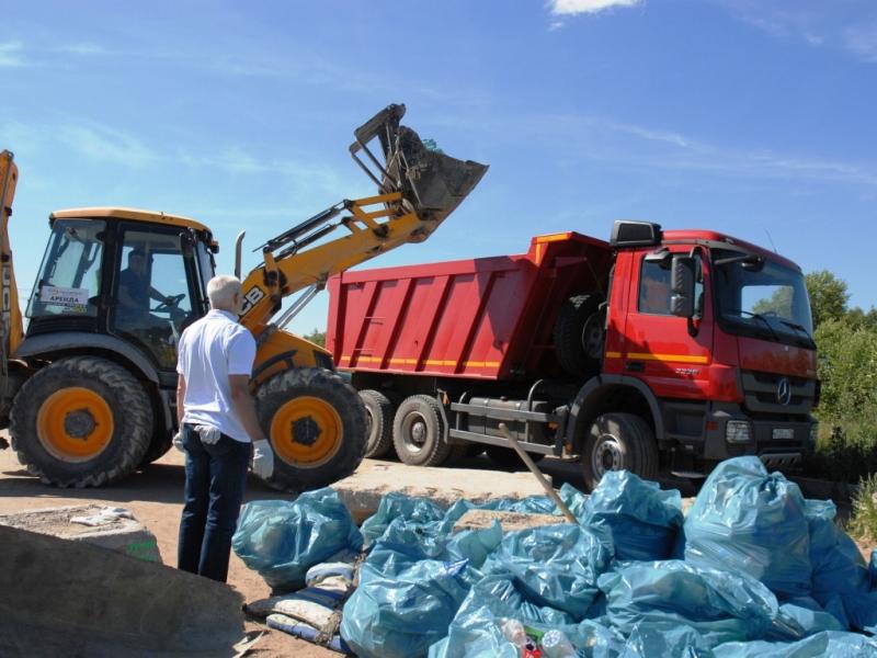 Ренат:  Уборка и вывоз строительного мусора