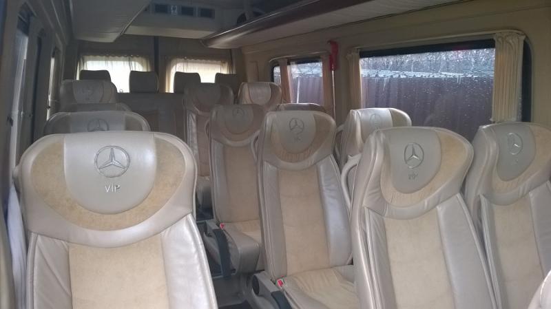 Оксана:  Аренда микроавтобуса до 20 мест с водителем
