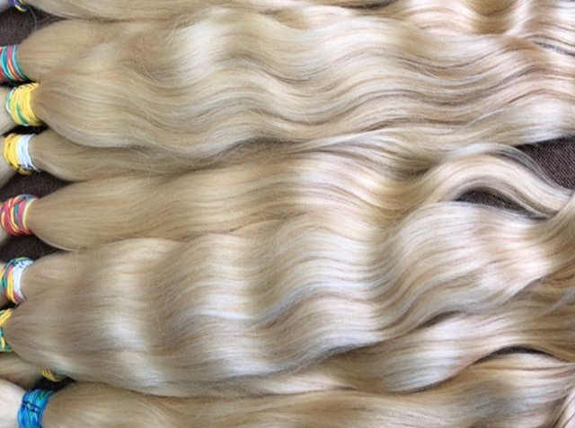 Анастасия:  Наращивание волос качественно