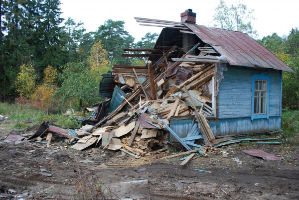 Митя:  Демонтаж слом разбор домов и сараев