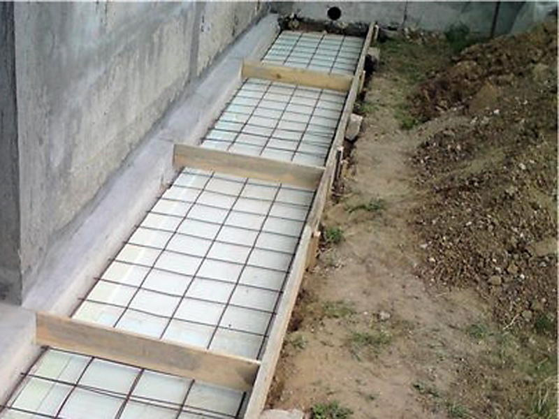 Александр:  строим бетонные отмостки из бетона вокруг дома в пензе