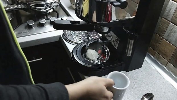 Андрей:  Ремонт кофемашины на дому