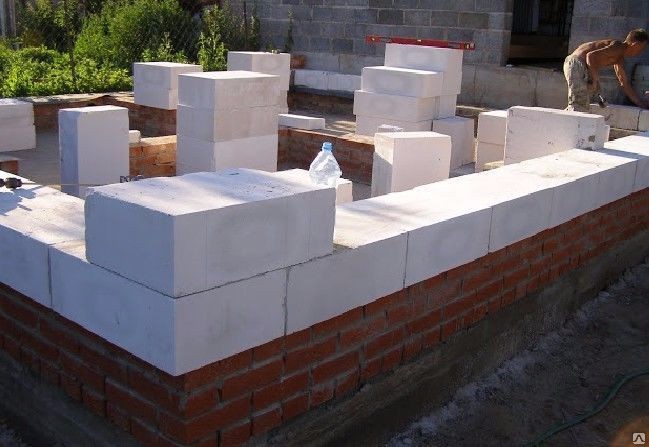 Каменщики Кладка стен перегородок заборов облицовка