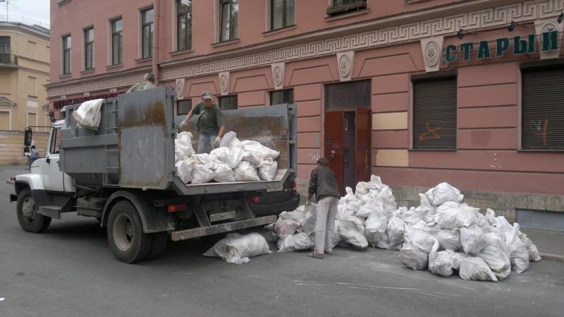 Вадим:  Вывоз строительного и бытового мусора