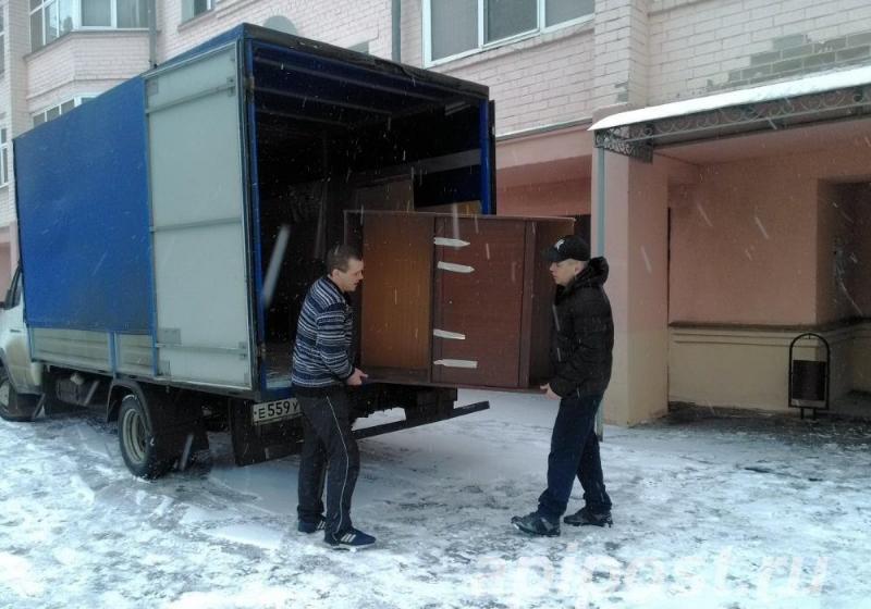 Уборка мусора НН:  Перевозка вещей с грузчиками в Нижнем Новгороде