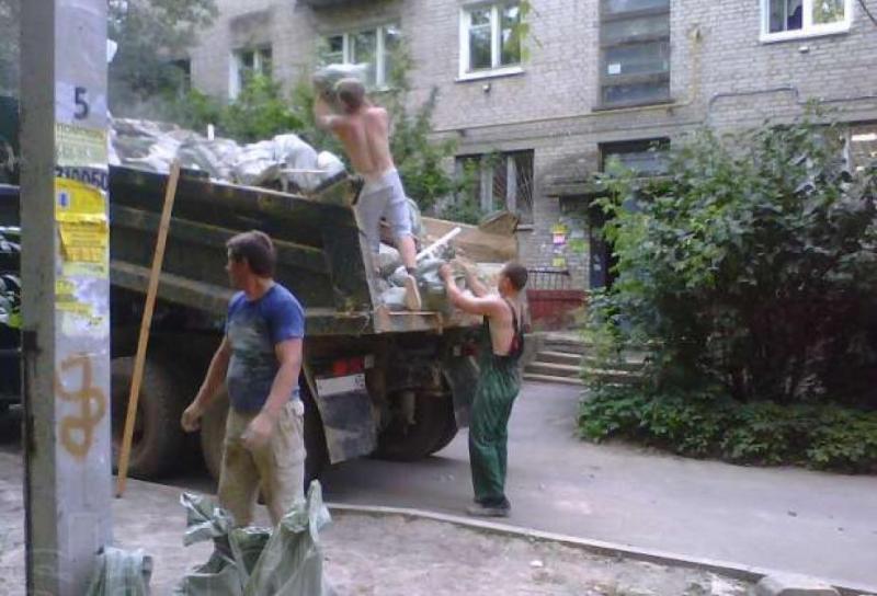 Евгений Викторович:  Вывоз старой мебели ,и разного хлама на городскую свалку