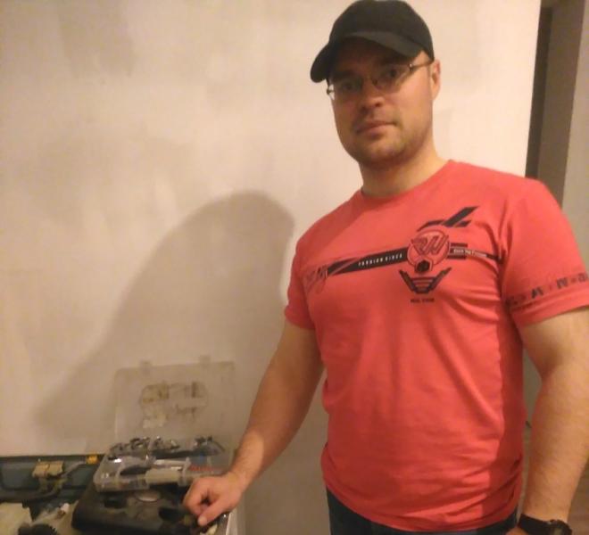 Андрей:  Ремонт стиральных машин квалифицированный мастер