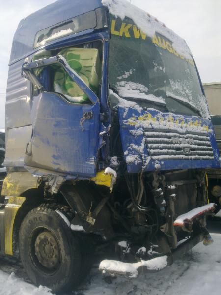 Ильдар:  Кузовной ремонт грузовиков Правка рам Ремонт стеклопластика