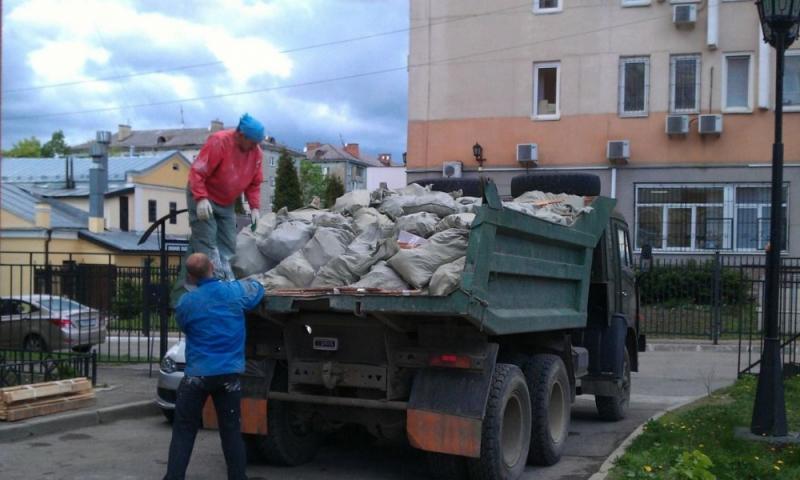 Илья:  Вывоз строительного мусора в Томске