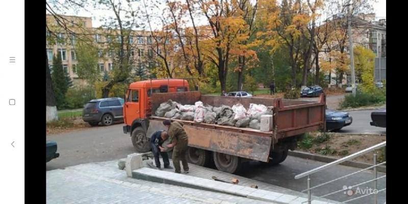 Вячеслав:  Квартирные и офисные переезды, транспорт, мусор, демонтаж