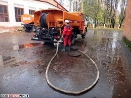 Геннадий:  Прочистка,промывка труб канализации.