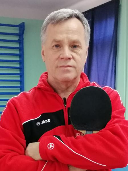 Дмитрий:  Настольный теннис тренер. Обучение и спарринг