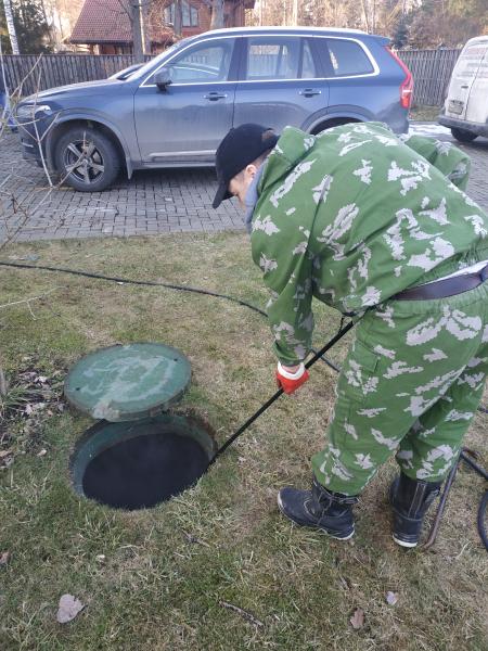 Алексей:  Устранение засоров канализации 