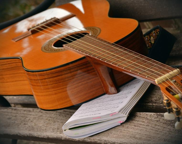 Алексей Власов:  Уроки гитары