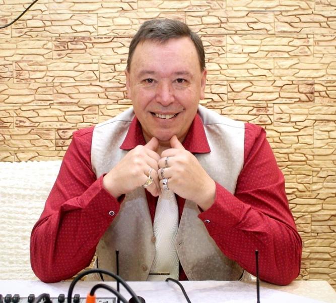 ПОЮЩИЙ ТАМАДА-ВЕДУЩИЙ и DJ в ЧЕХОВЕ на СВАДЬБУ, ЮБИЛЕЙ! 