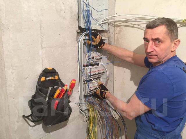 ИП Дяченко:  Электрик от 400 руб., ремонт, замена и установка электр.