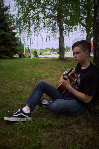иван игнатьев:  Уроки игры на гитаре в Каменске-Уральском