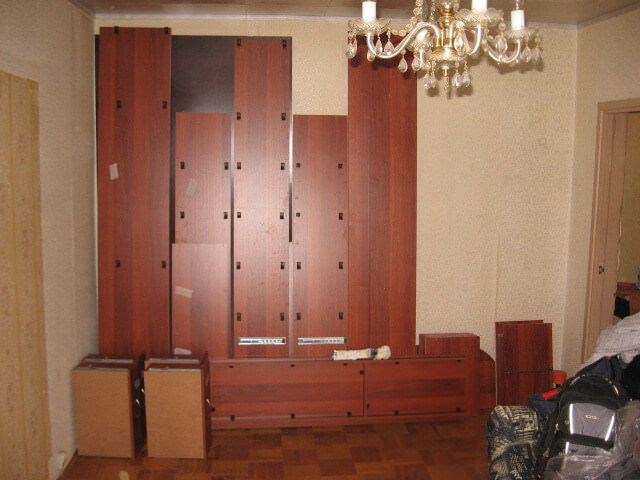 Сергей:  Сборка мебели, разборка и ремонт корпусной мебели.