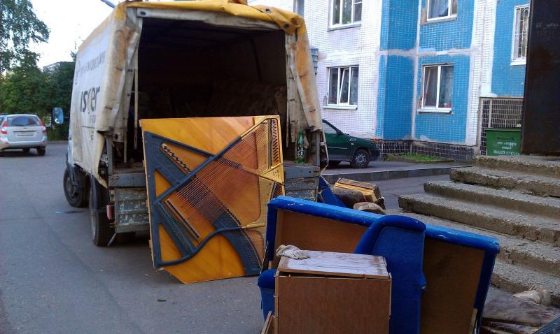 Дмитрий:  Вывоз старой мебели из квартиры под ключ Липецк