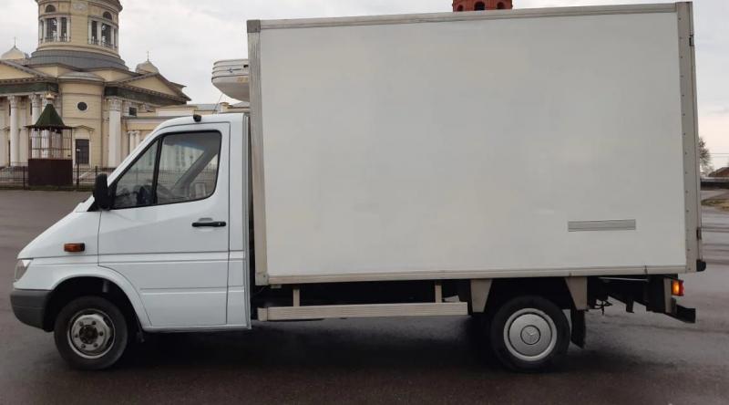 Рефрижератор волгоград. Mercedes 2002 Refrigerator.